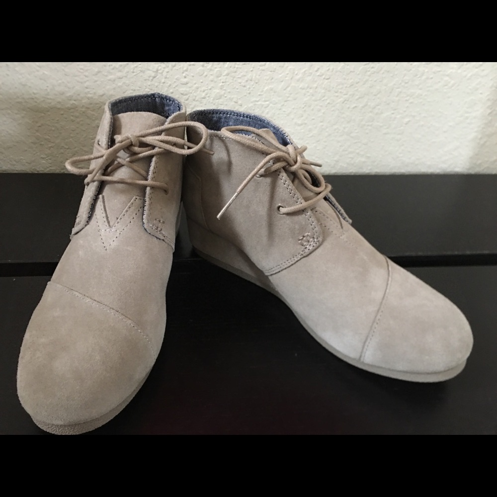 TOMS Desert Wedge Boot